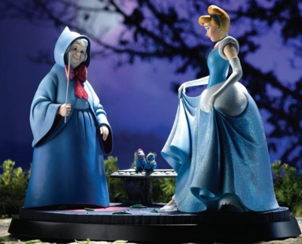 Disney Enesco A moment in time Cinderella (geen WDCC), Ophalen of Verzenden, Assepoester of Belle, Zo goed als nieuw, Beeldje of Figuurtje