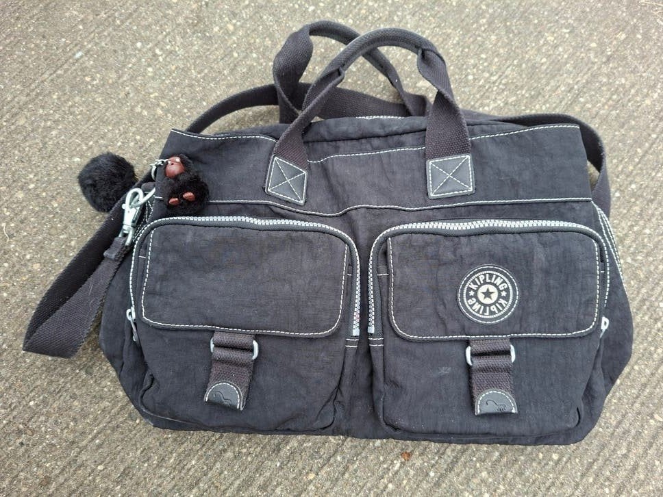Kipling Grote Schoudertas Zwart met Veel Vakken en Aapje, Sieraden, Tassen en Uiterlijk, Tassen | Schoudertassen, Ophalen of Verzenden