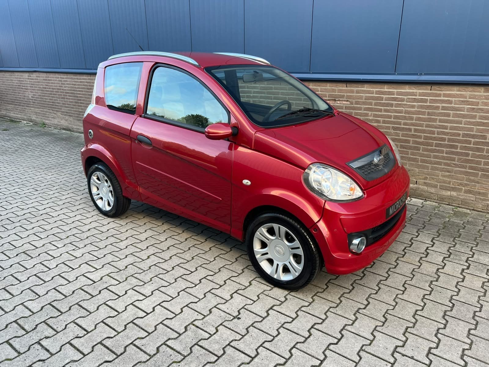 Microcar brommobiel MGO 45 km auto 2010 rood (weinig km), Diversen, Ophalen of Verzenden, 16 km/u of meer, 46 km of meer, Gebruikt