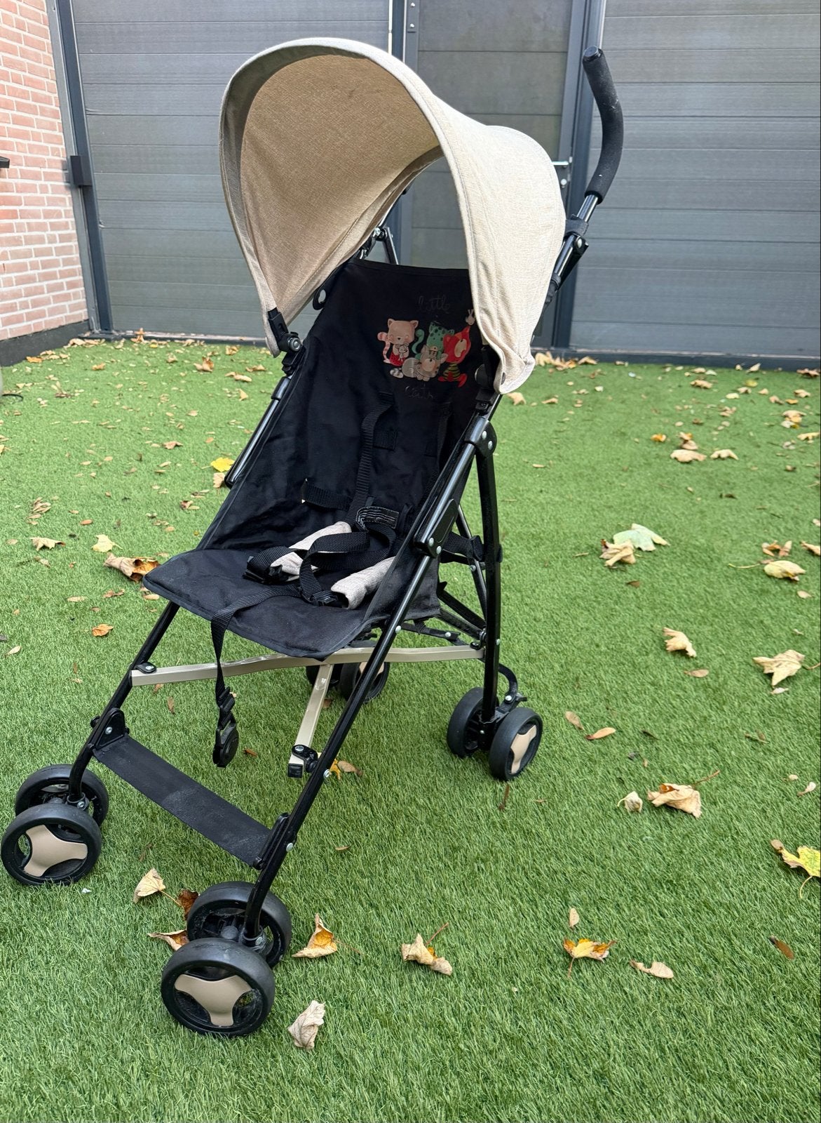 KikkaBoo Sunny Lichtgewicht Buggy - Z.G.A.N., Ophalen of Verzenden, Zo goed als nieuw, Overige merken, Zonnekap