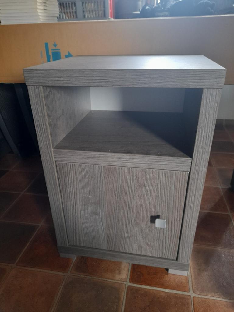 Nachtkastje Vroomshoop - Grijs - Goede staat, Ophalen of Verzenden, Gebruikt, 45 tot 65 cm, 55 tot 70 cm