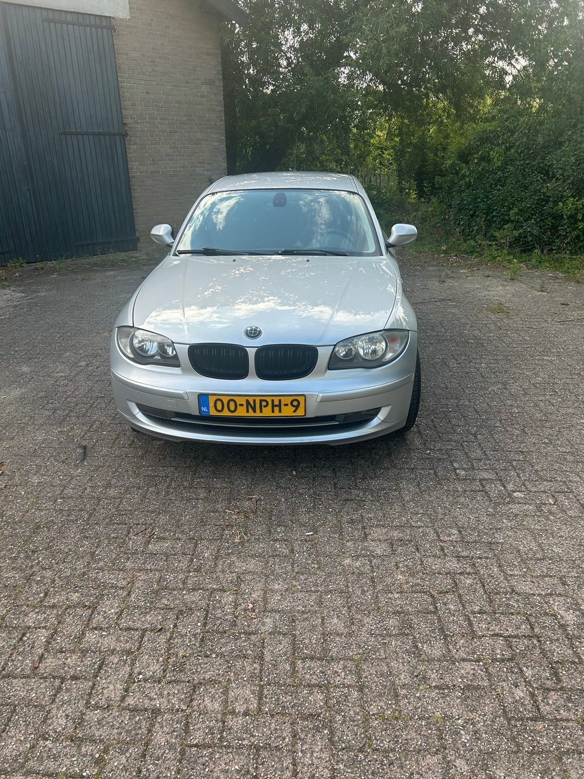 BMW 1-Serie 2.0 118I 5DR 2010 Grijs km 182500, Auto's, BMW, Particulier, 1-Serie, Benzine, B, Hatchback, Handgeschakeld, Origineel Nederlands