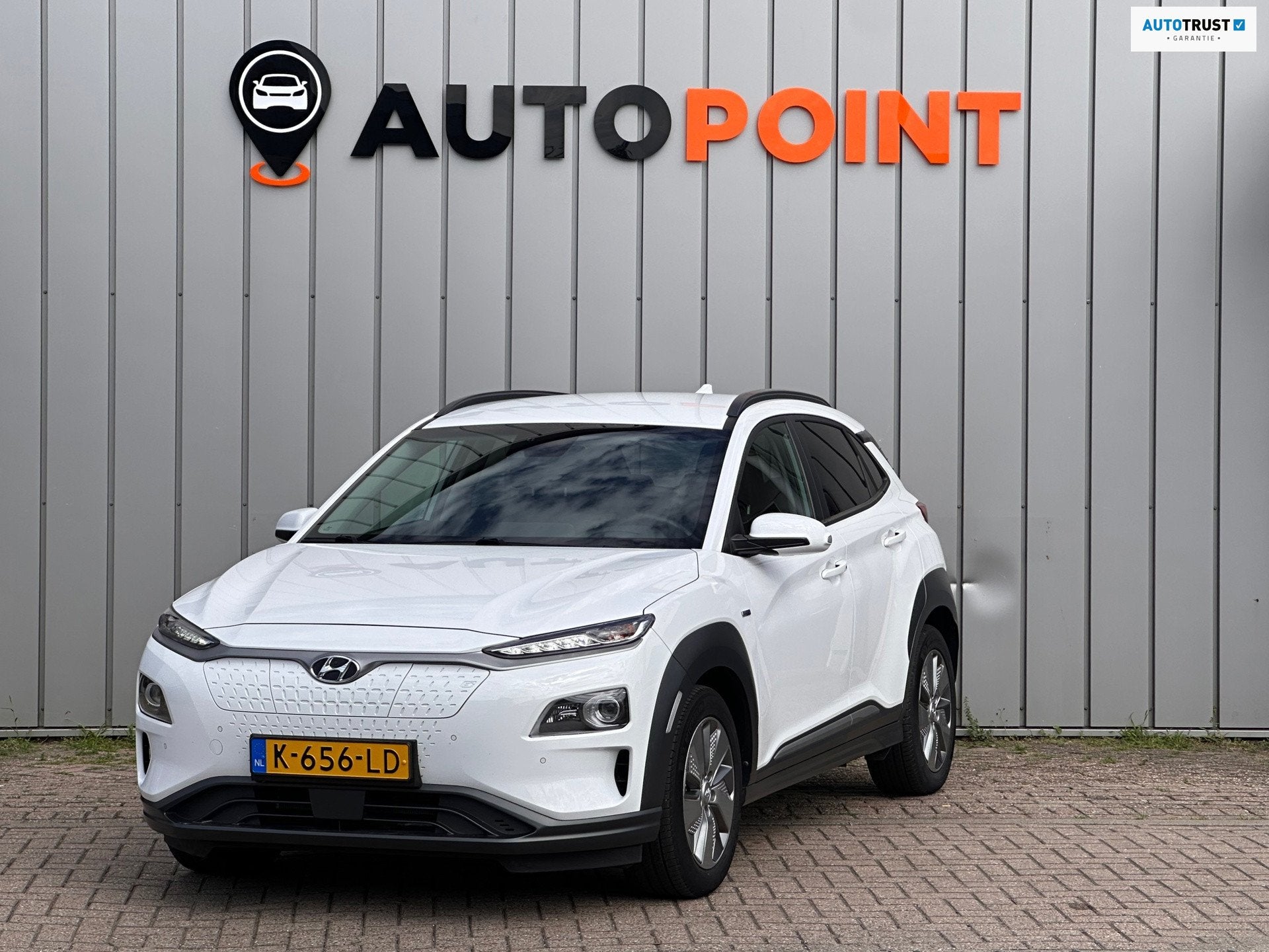 Hyundai Kona EV PREMIUM 64 kWh WARMTEPOMP FASE 3 SOH 100 % |, Auto's, Gebruikt, Zwart, Wit, 64 kWh