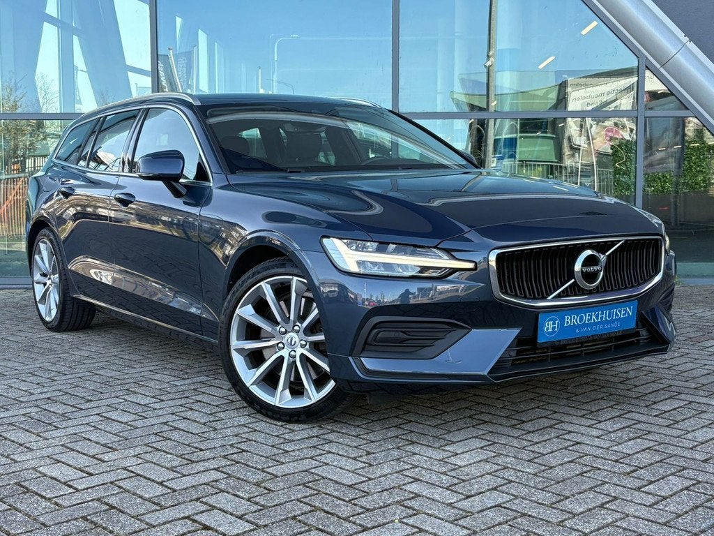 Volvo V60 2.0 T5 Momentum 250pk Trekhaak / Adaptvie Cruise /, Auto's, Volvo, 4 cilinders, 1969 cc, Blauw, 93 €/maand