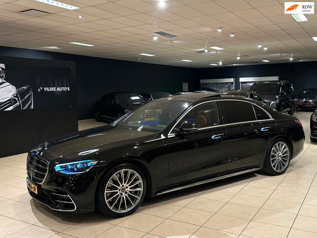 Mercedes-Benz S-klasse S580 e 4MATIC Lang AMG Line|MANUFAKTU, Auto's, Mercedes-Benz, Automaat, Gebruikt, Euro 6, Zwart