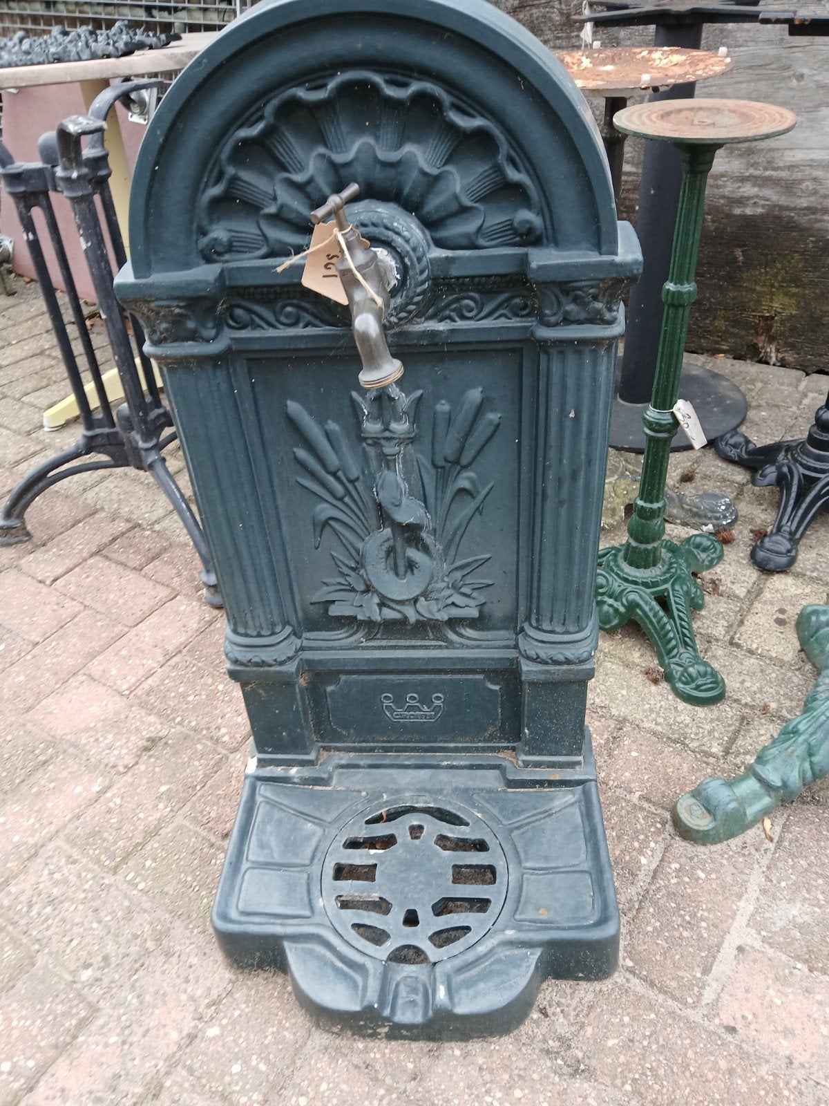 Muurfontein, Tuin en Terras, Ophalen, Gietijzer