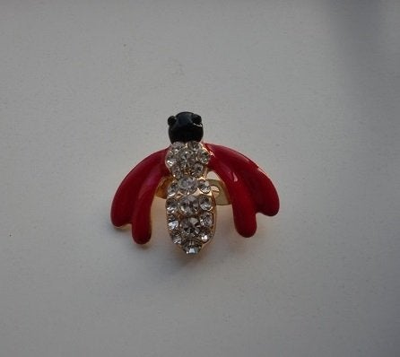 Broche vlieg zwart rood strass  , Verzenden, Nieuw, Rood, Overige materialen