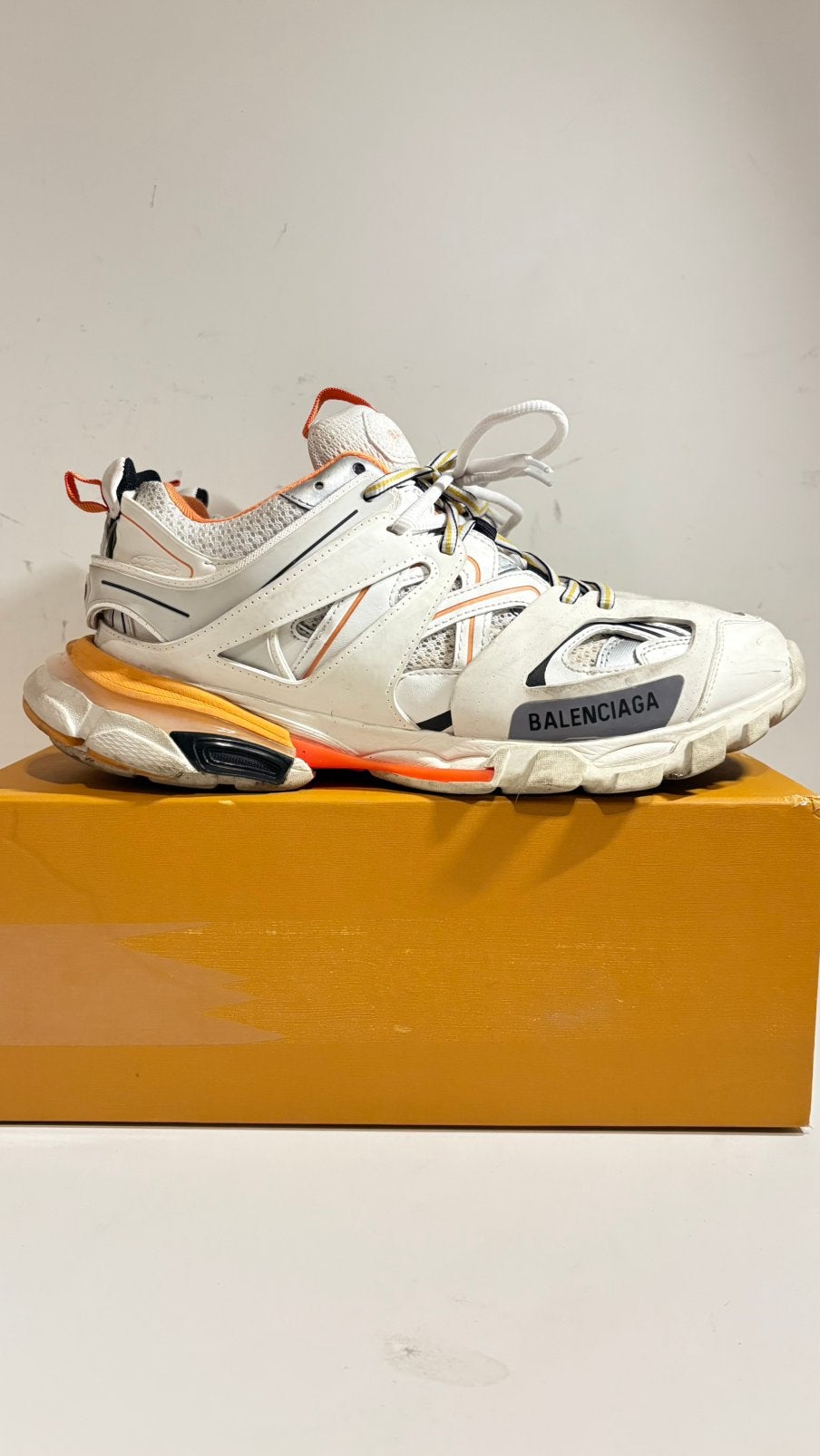 Balenciaga track maat 44, Kleding | Heren, Verzenden, Wit, Sneakers of Gympen, Zo goed als nieuw