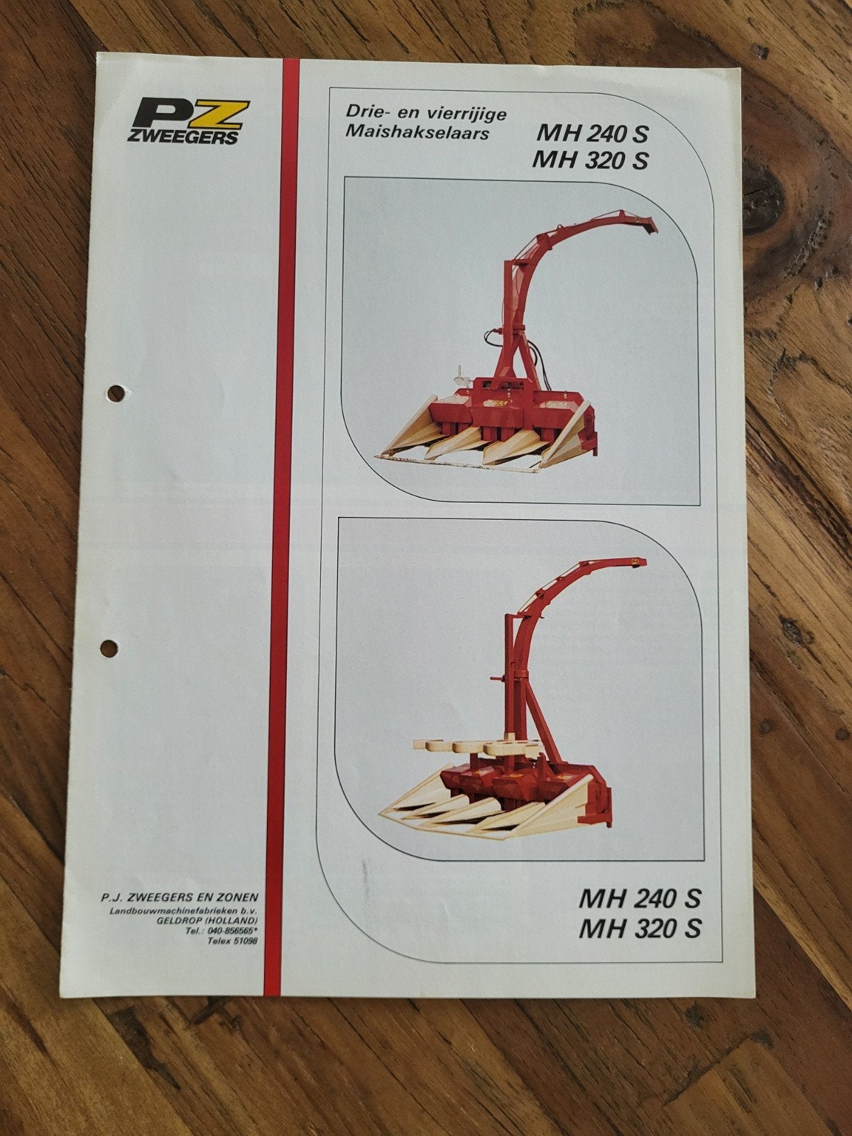 tractor folder PZ zweegers MH 240 S MH 320 S, Boeken, Ophalen of Verzenden, Zo goed als nieuw