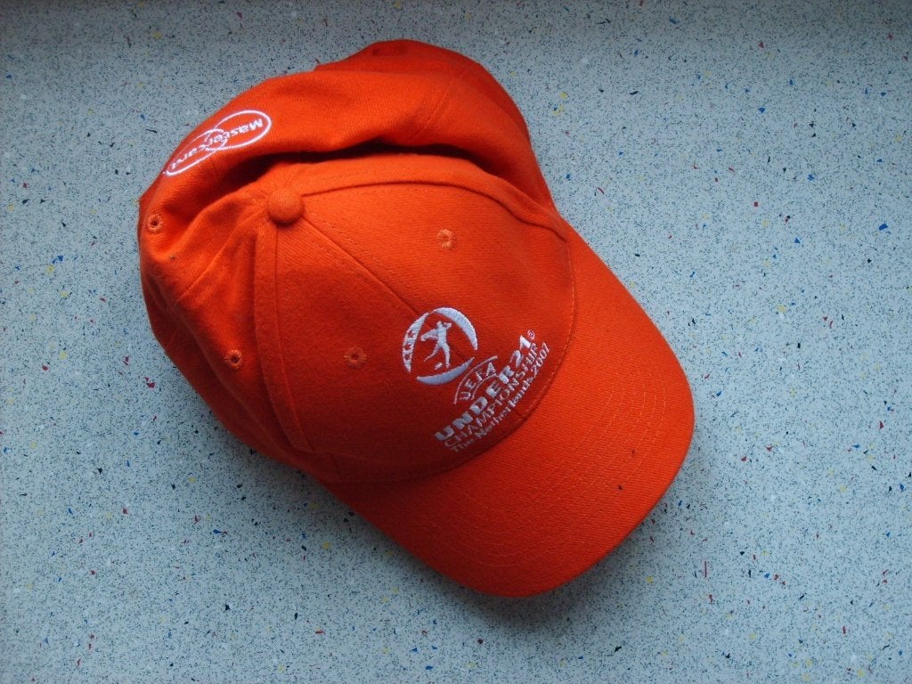 Oranje Under 21 petten € 5,00 p. st., Ophalen of Verzenden, Nieuw, Overige binnenlandse clubs, Pet of Muts