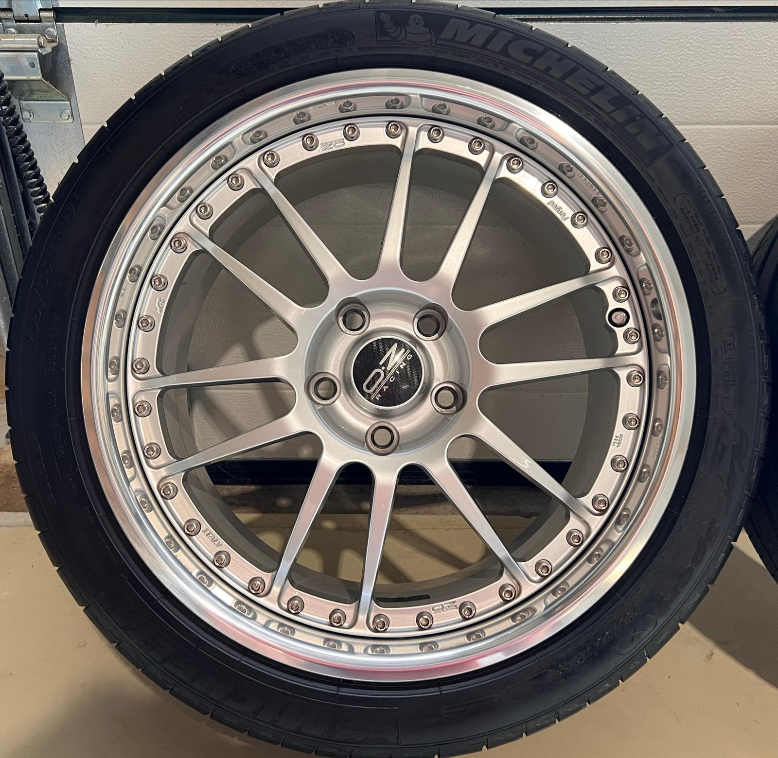 Corvette C5 breedset OZ Racing Superleggera III, Ophalen, 18 inch, Gebruikt, 255 mm