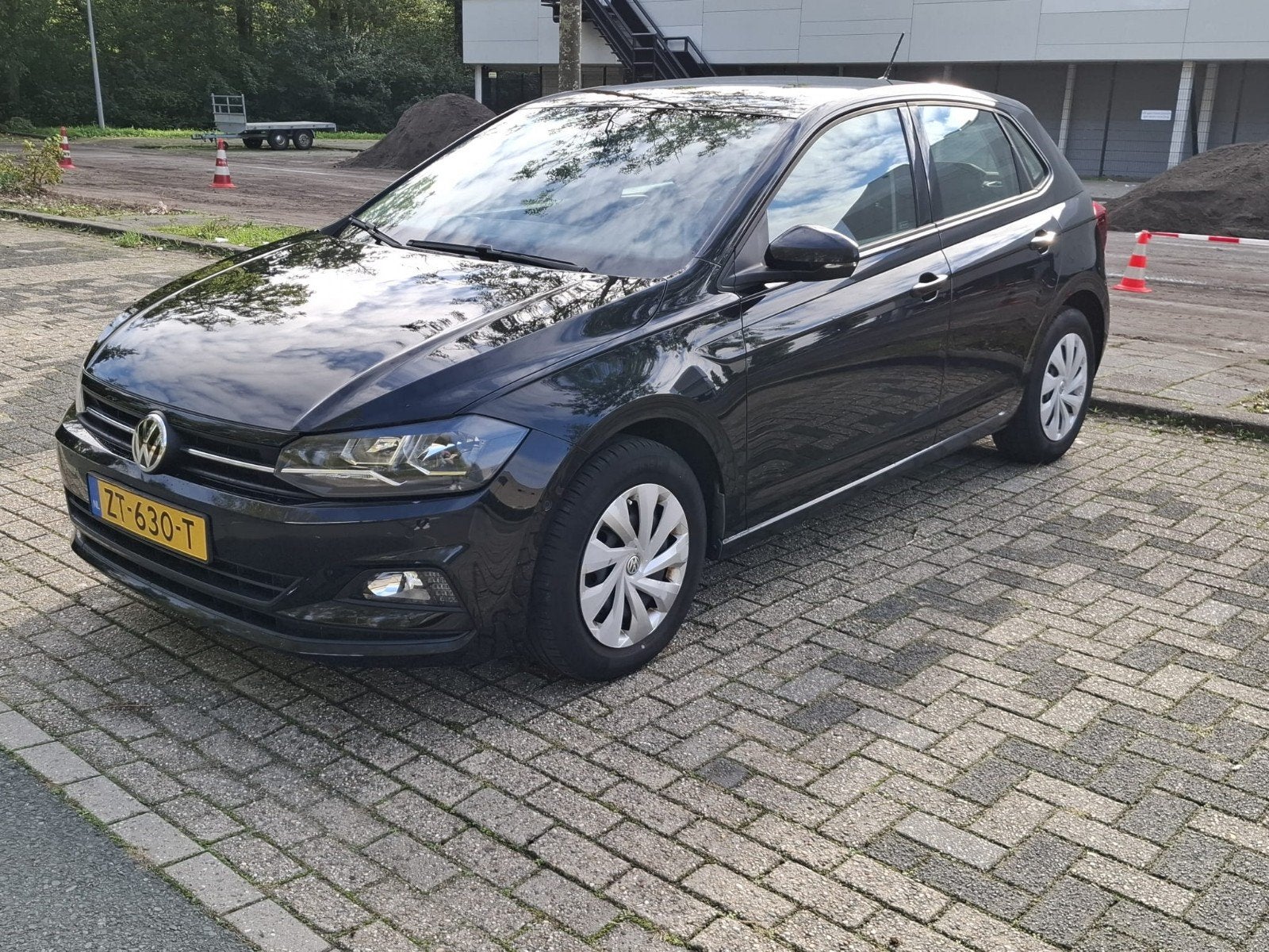 Volkswagen Polo 1.0 TSI 95pk 2019 Zwart, Auto's, Voorwielaandrijving, 40 €/maand, Zwart, Origineel Nederlands