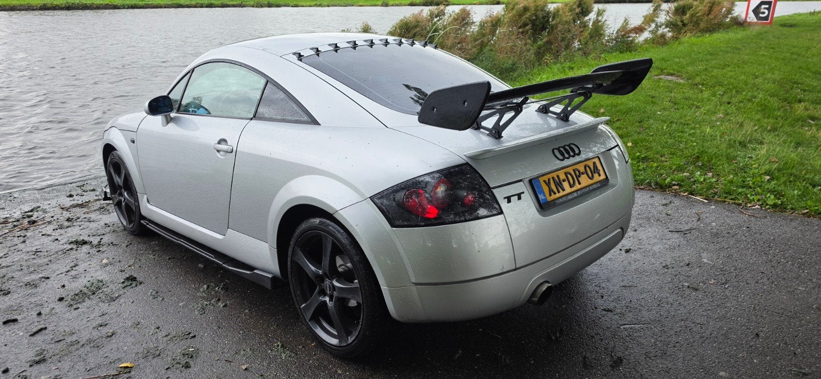 TE KOOP: Sportieve Audi TT 1.8 T Coupe, Auto's, Voorwielaandrijving, TT, Zwart, 4 cilinders