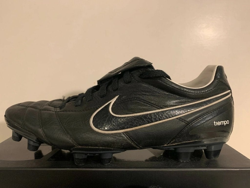 nike air tiempo legend t90 black football boots clea maat 46, Gebruikt, Maat XS of kleiner, Schoenen, Ophalen of Verzenden