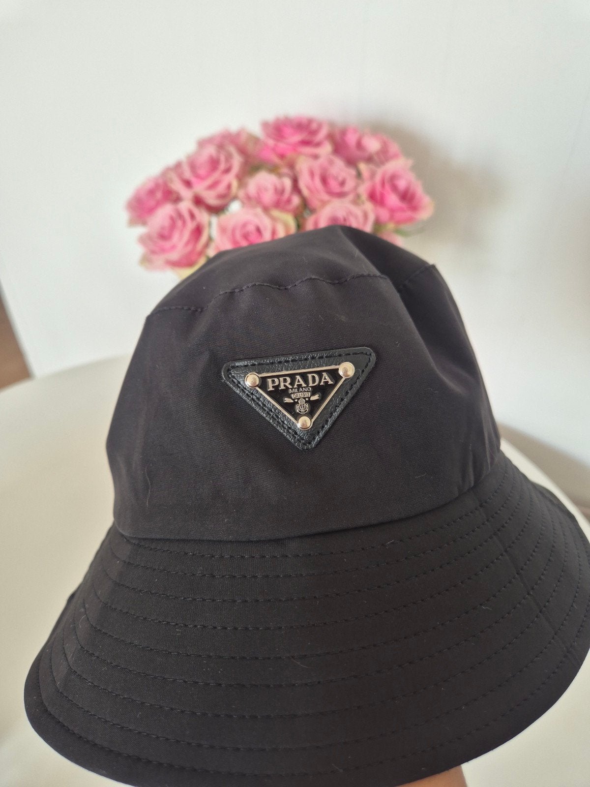 Bucket hat, Ophalen, Zo goed als nieuw