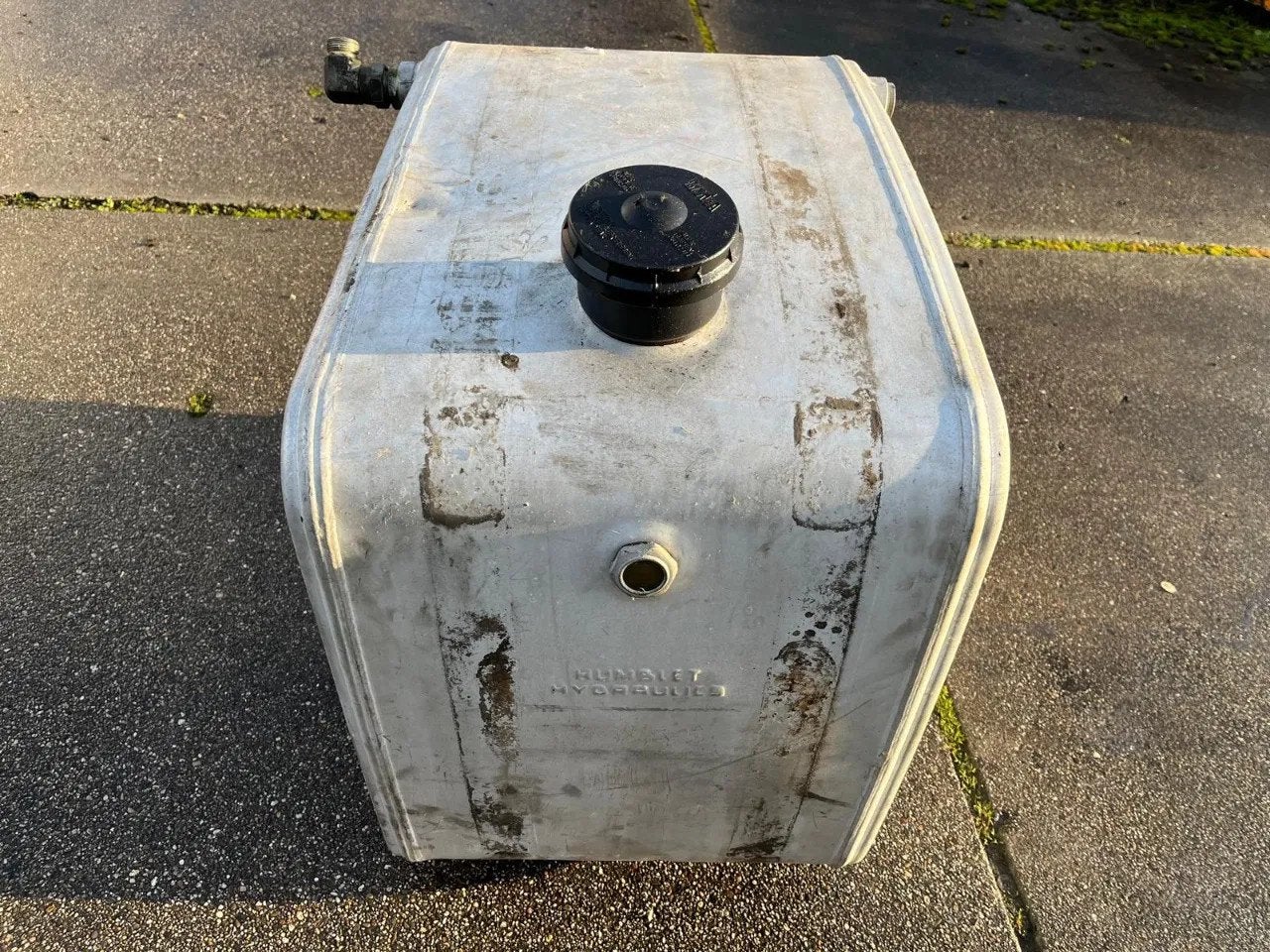DAF Hydrauliek tank L70 B50 H62, Auto-onderdelen, Gebruikt, DAF, Brandstofsystemen