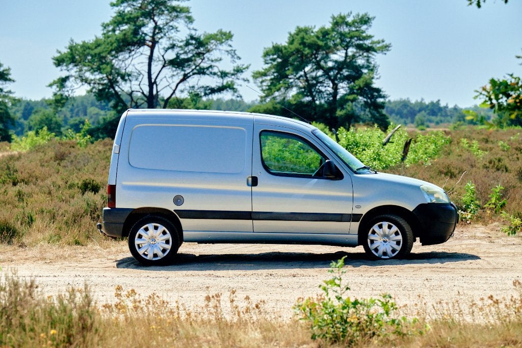 Peugeot Partner 1.9 D 170C 2003 NIEUWE APK-TREKHAAK, Auto's, Voorwielaandrijving, Stof, 4 cilinders, Origineel Nederlands