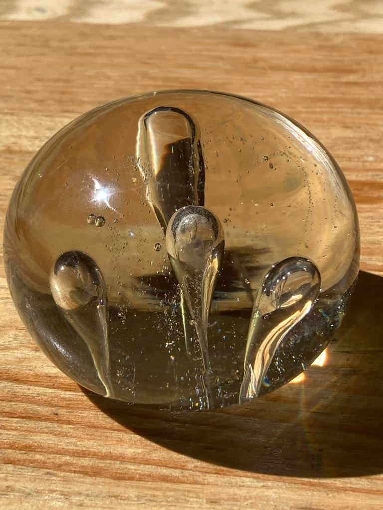 Vintage Glazen Presse-papier met Luchtbellen, Jaren '50, Antiek en Kunst, Antiek | Glas en Kristal, Ophalen of Verzenden