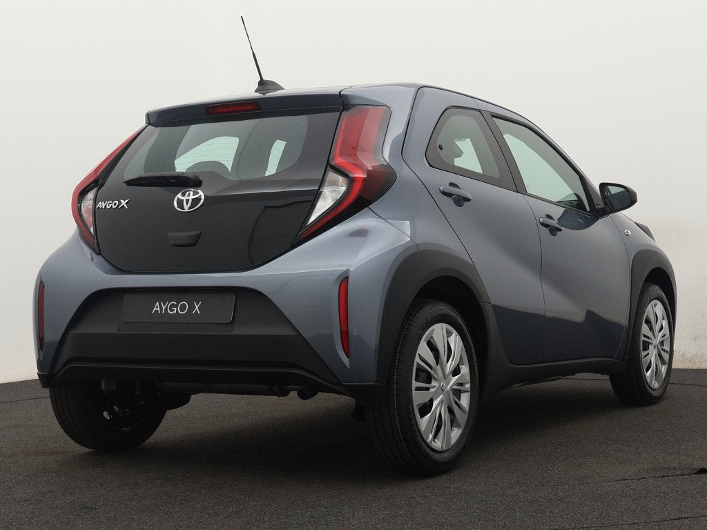 Toyota Aygo X 1.0 VVT-i MT play *NIEUW* (bj 2025), Auto's, Toyota, 12 maanden, Zwart, 920 kg, 4 stoelen