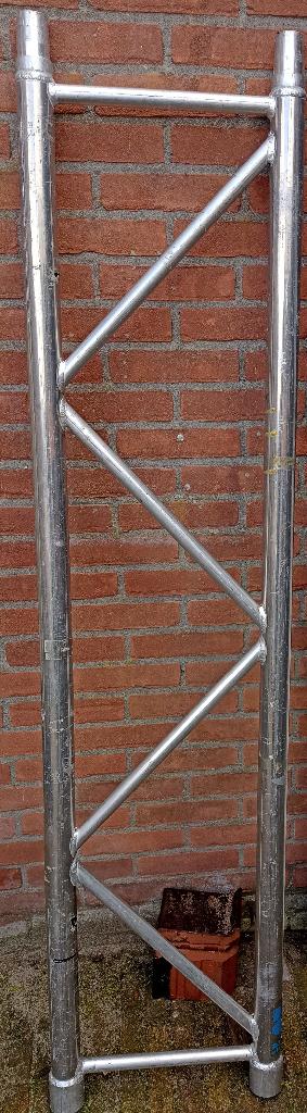 Artilan steiger/ truss / laddertruss deel steiger, Ophalen of Verzenden, Gebruikt, Rolsteiger of Kamersteiger, Minder dan 2 meter