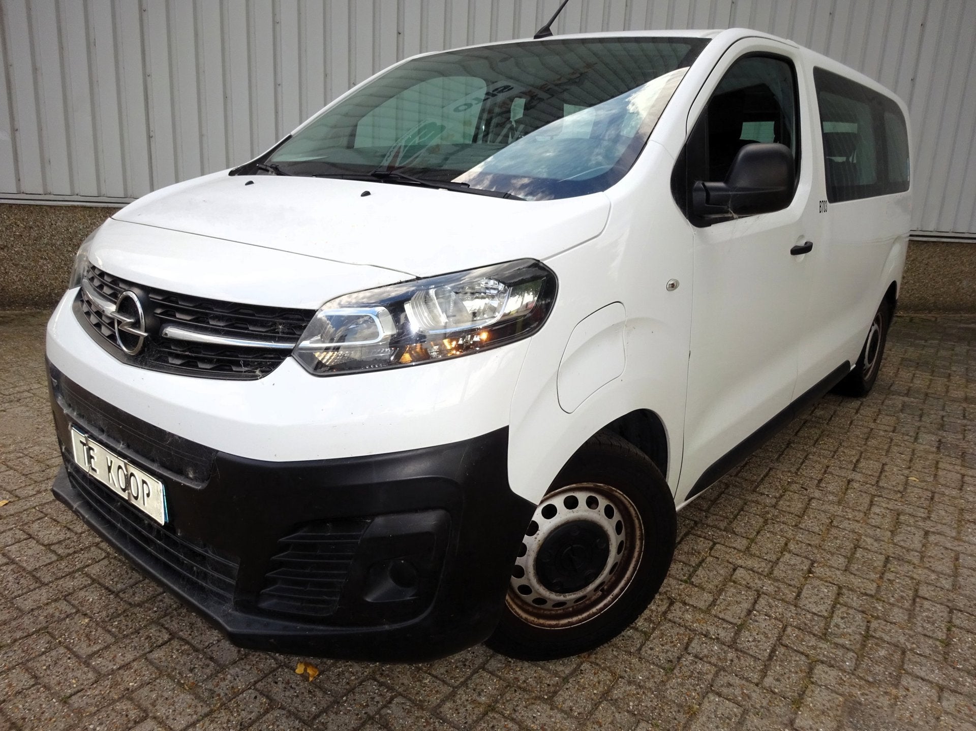 Opel VIVARO / ZAFIRA LIFE-e Life L3H1 Innovation 50 kWh 9 pe, Zwart, Overige carrosserieën, 231 km, Wit
