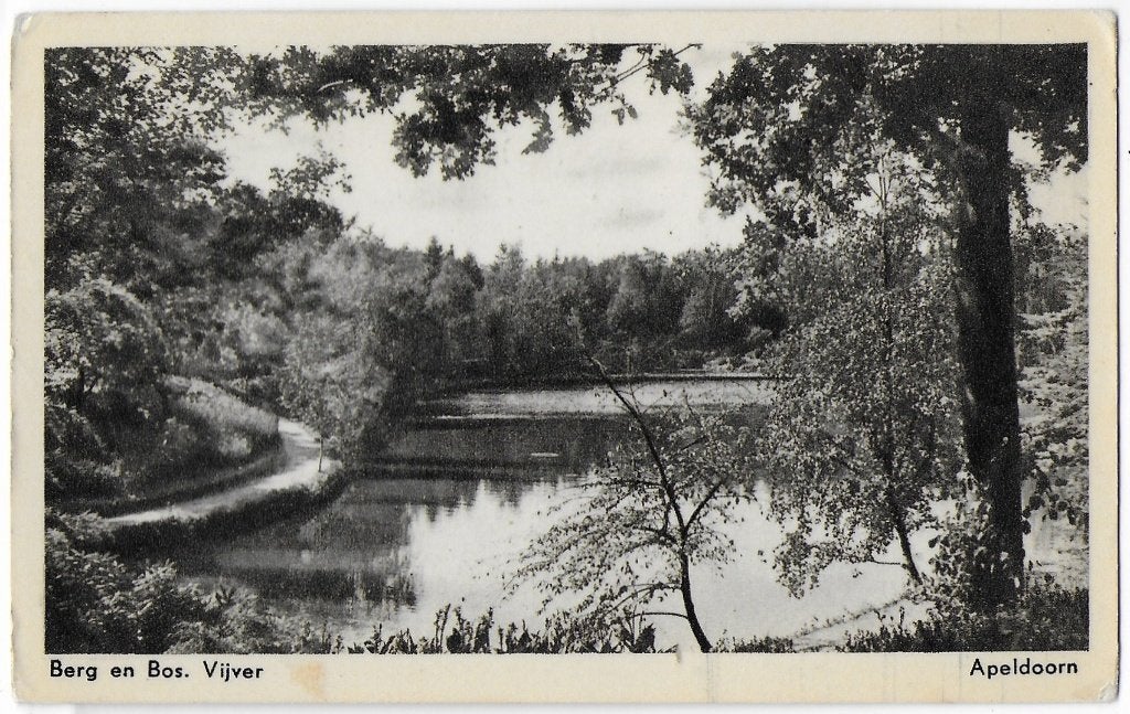 Apeldoorn vijver oude gelopen ansichtkaart (B2246 ), Ophalen of Verzenden, 1960 tot 1980, Gelopen, Gelderland