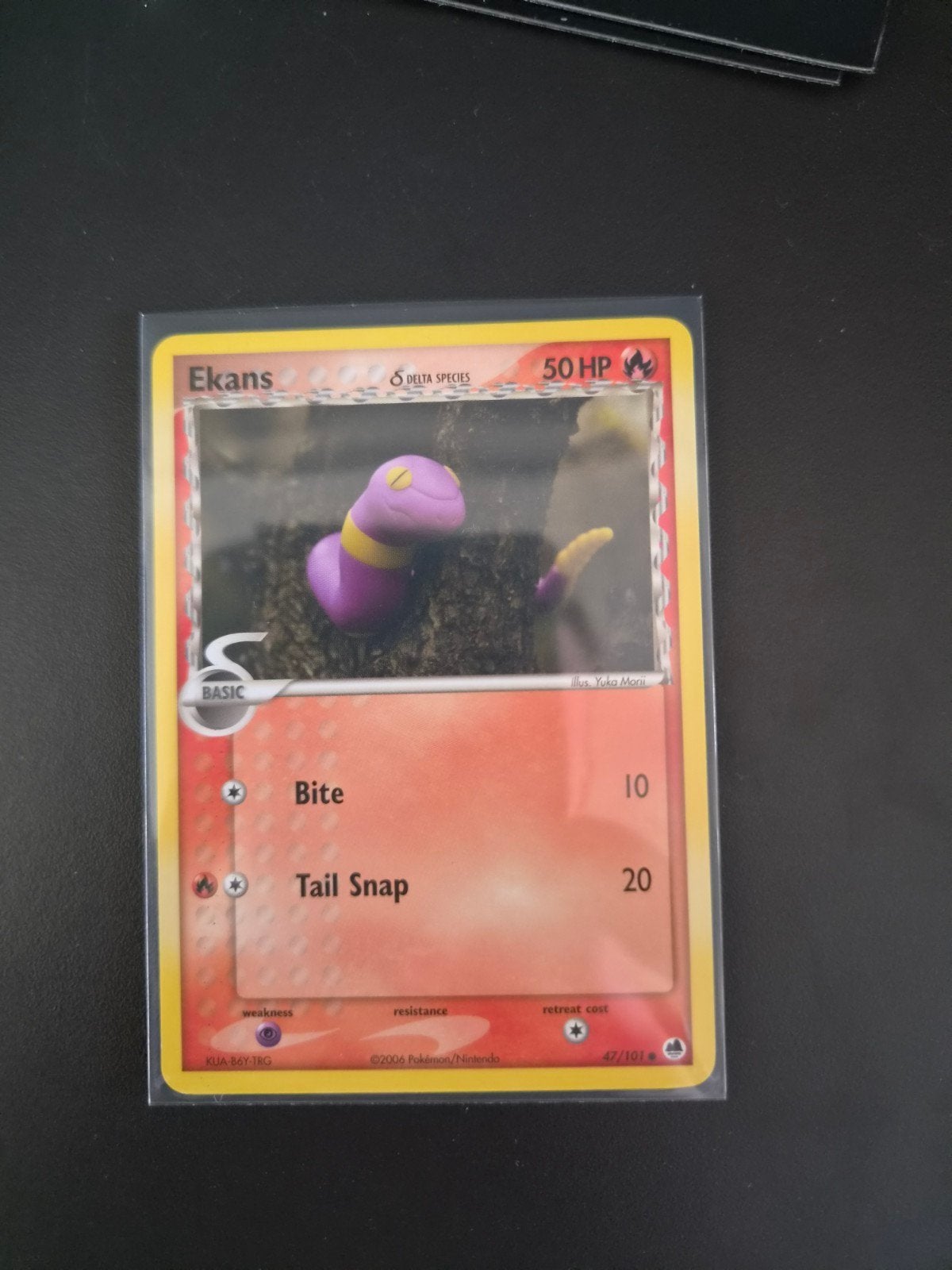 Pokemon Kaart Ekans Delta Species uit 2006, Ophalen of Verzenden, Zo goed als nieuw, Losse kaart