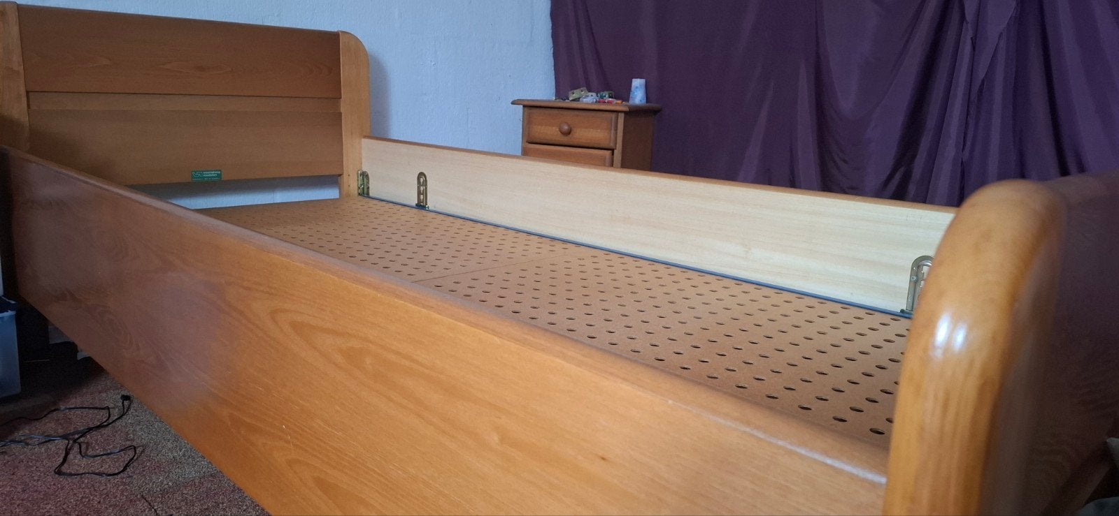 Eenpersoonsbed met Vlavro matrasdrager, Ophalen, Gebruikt, 90 cm, Eenpersoons
