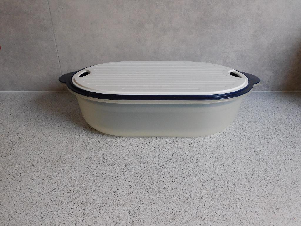 Tupperware Preludio Snijplank en Schaal Indigo, Huis en Inrichting, Keuken | Tupperware, Ophalen of Verzenden, Zo goed als nieuw