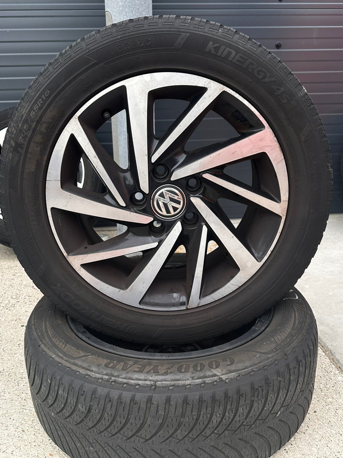 Originele Volkswagen Golf 16” Lichtmetalen Velgen, Auto-onderdelen, Banden en Velgen, Ophalen, Velg(en), 16 inch, 205 mm