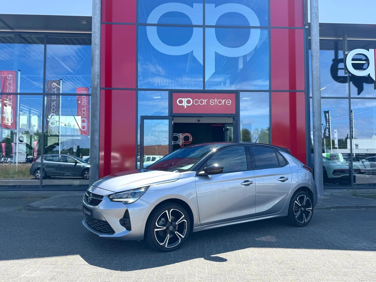 Opel Corsa 1.2 GS Line | LED | 360 Camera | Parksens | Carpl, Auto's, Voorwielaandrijving, Dealer onderhouden, Gebruikt, Zwart