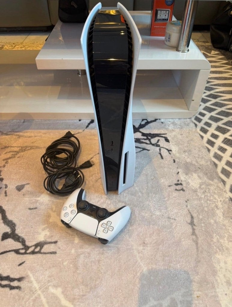 Playstation 5 disk edition met controller, Ophalen of Verzenden, Zo goed als nieuw
