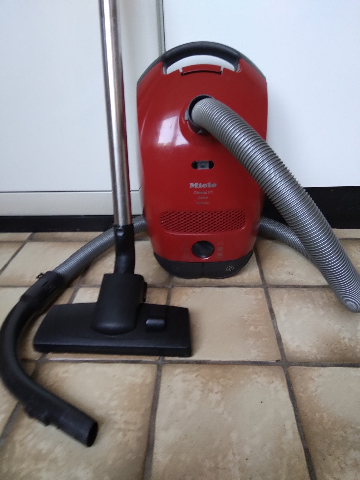 Miele stofzuiger Classic C1 Junior Ecoline., Witgoed en Apparatuur, Gebruikt, Miele, Sledestofzuiger, Minder dan 1200 watt