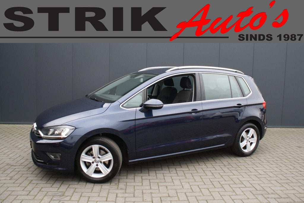 Volkswagen Golf Sportsvan 1.2 TSI Highline - NAVIGATIE - CAM, Auto's, Volkswagen, Automatische klimaatregeling, Gebruikt, 4 cilinders