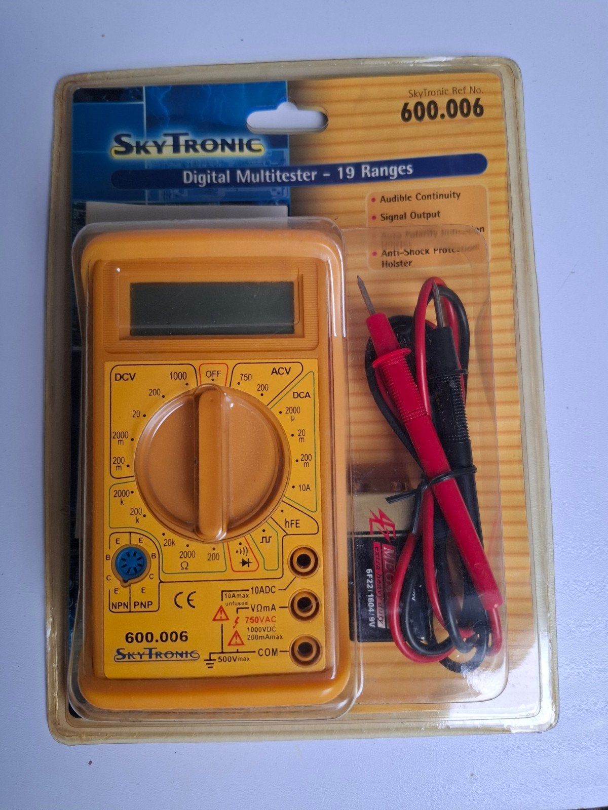 SkyTronic Digitale Multimeter 600.006 - Nieuw in verpakking, Ophalen of Verzenden, Nieuw, Multimeter