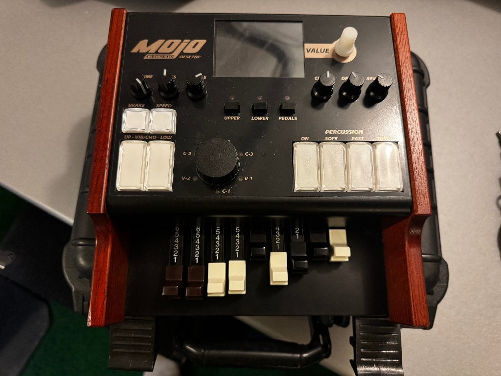 Crumar Mojo Desktop, Overige merken, Midi-aansluiting, Zo goed als nieuw, Overige aantallen