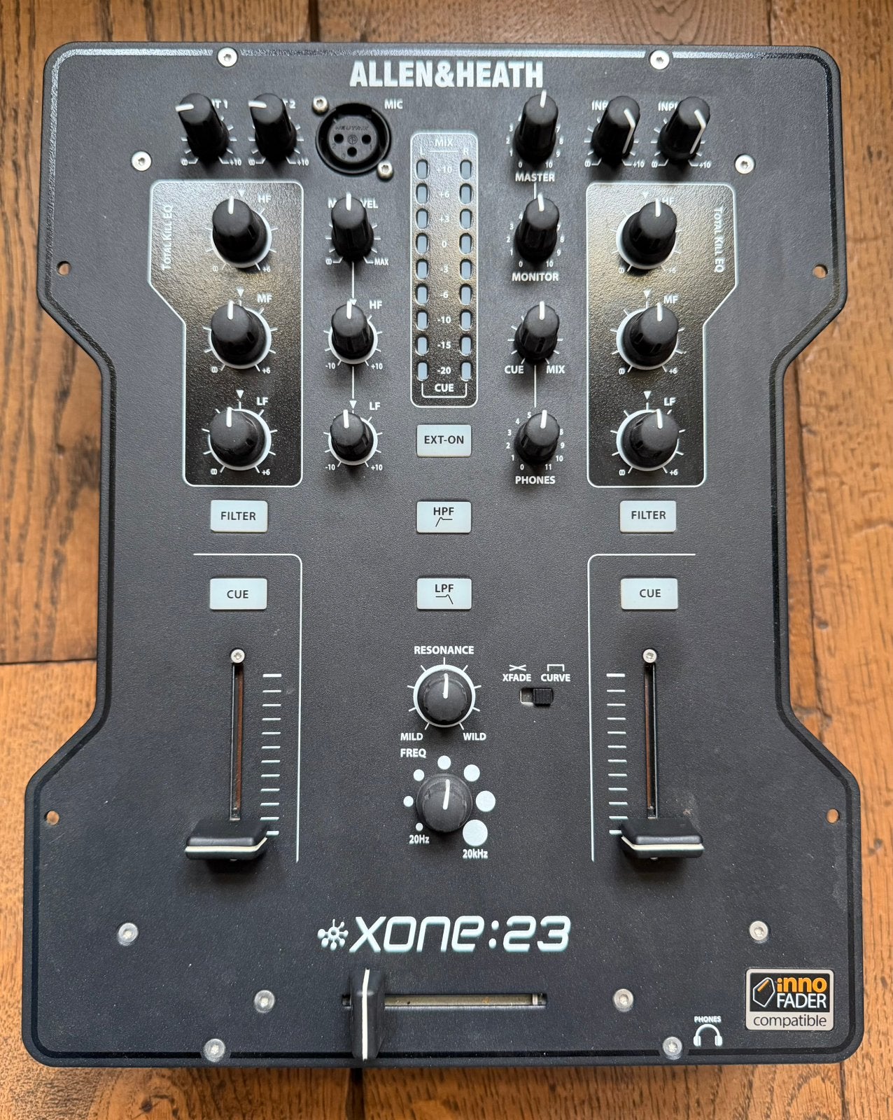 Mengpaneel Allen & Heath Xone 23, defect, Muziek en Instrumenten, Verzenden, Gebruikt, Minder dan 5 kanalen, Microfooningang