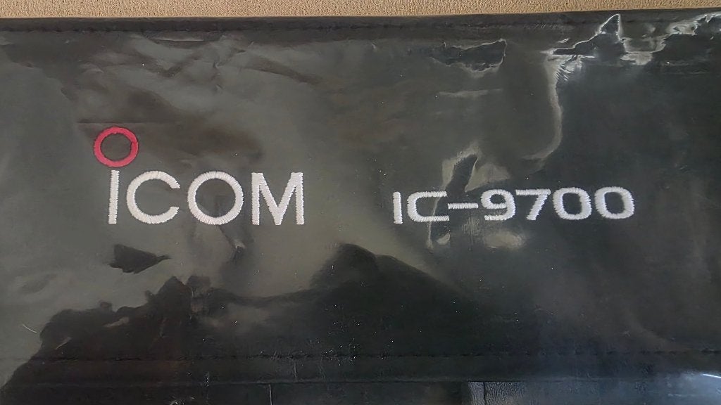 Originele lederen stofhoes Icom IC-9700, Telecommunicatie, Ophalen of Verzenden, Nieuw