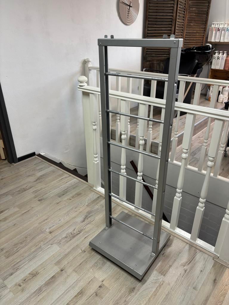 Metalen displayrek / presentatierek 1.30x40, Ophalen, Gebruikt