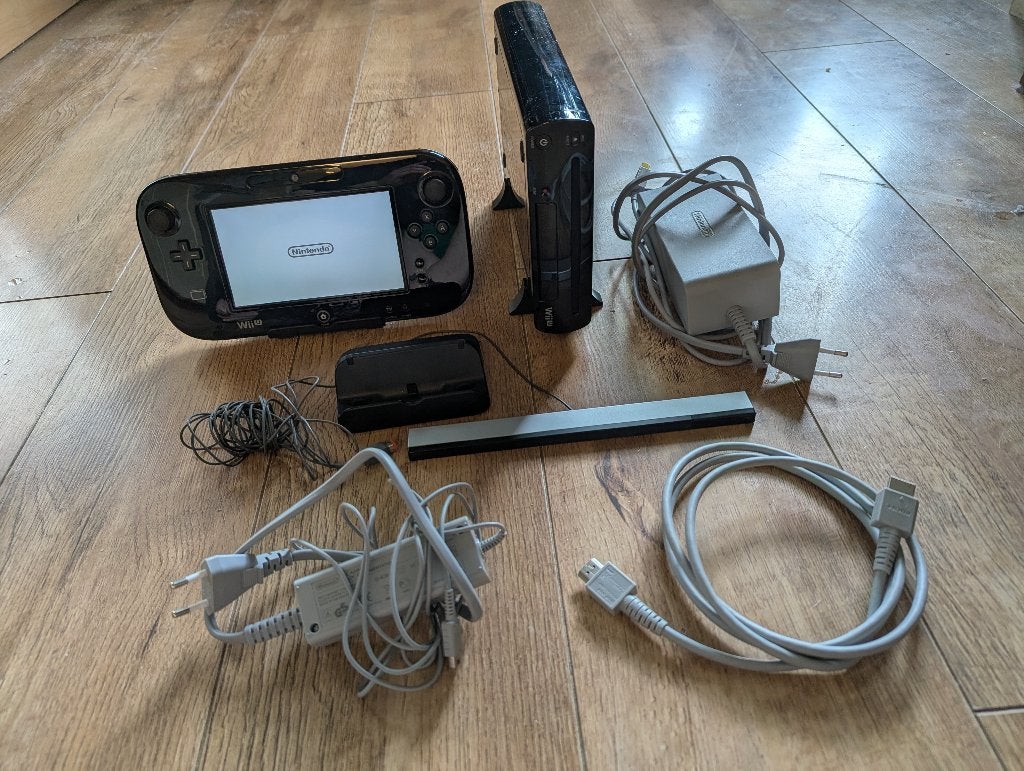 Nintendo Wii U 32GB Complete Set met Kabels, Ophalen of Verzenden, Zo goed als nieuw, Met 1 controller