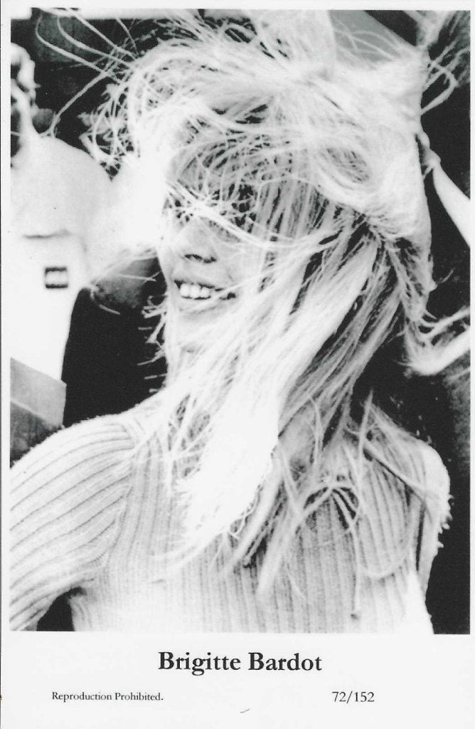 Filmsterren ansichtkaart Brigitte Bardot, Verzamelen, Verzenden, 1940 tot 1960, Ongelopen, Sterren en Beroemdheden
