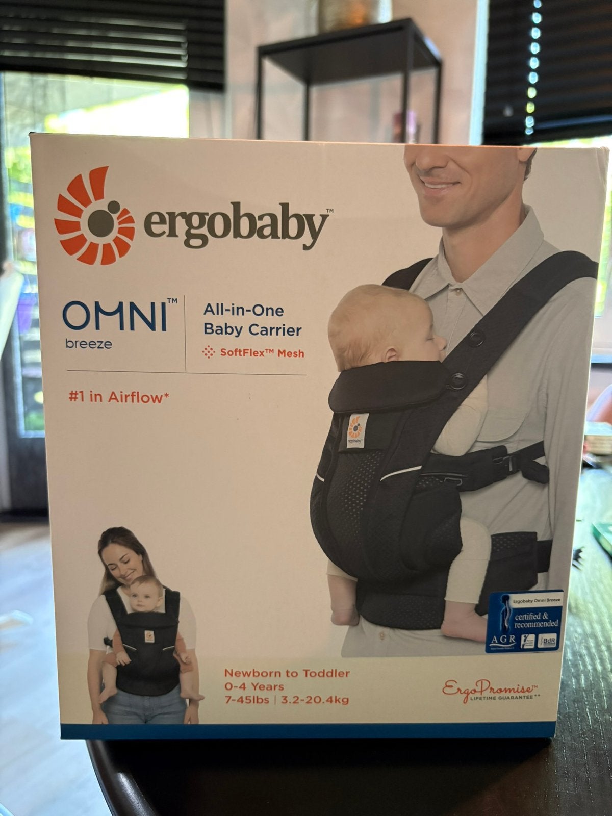 Ergobaby Omni Breeze all-in-one carrier, Kinderen en Baby's, Babydragers en Draagdoeken, Ophalen, Zo goed als nieuw, Draagzak