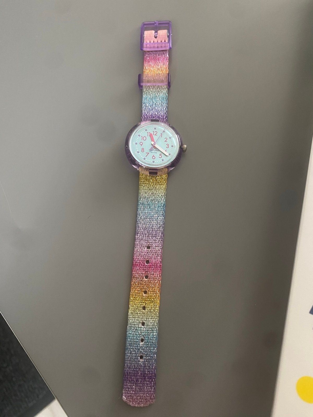 Flik Flak kinderhorloge met regenboogbandje, Ophalen of Verzenden, Zo goed als nieuw, Meerkleurig, Jongen of Meisje