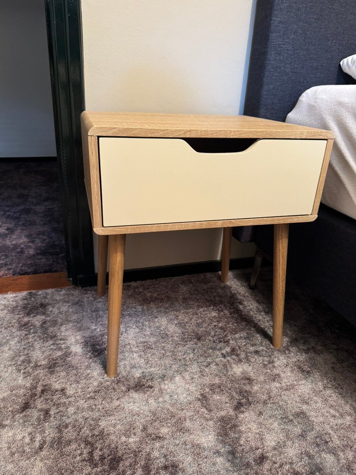 2 nachtkastjes hout blank wit, Ophalen, Zo goed als nieuw, Minder dan 45 cm, Minder dan 55 cm