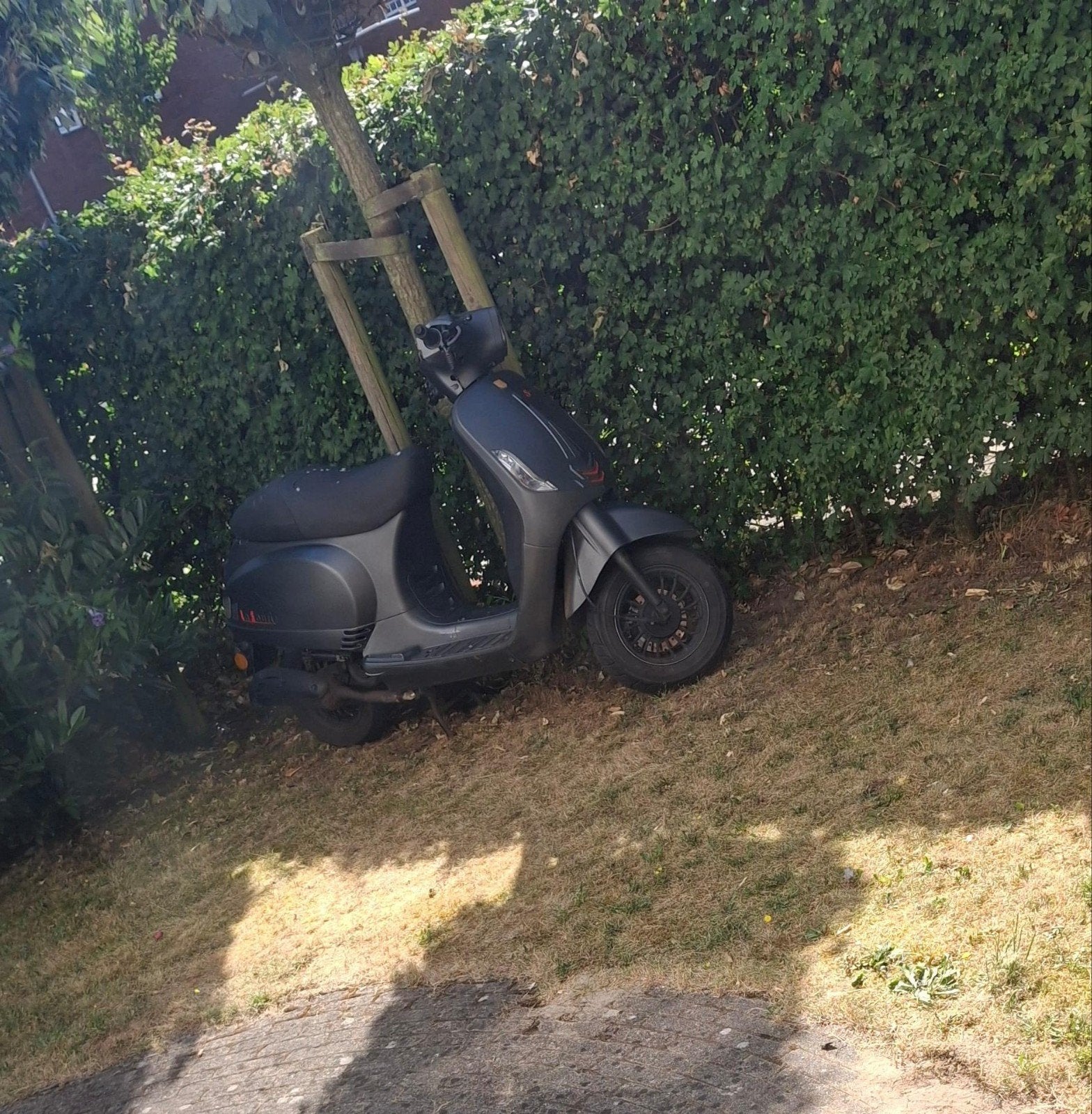 La Souris Sourini S, Fietsen en Brommers, Scooters | Overige merken, Ophalen, Gebruikt, Maximaal 45 km/u, 50 cc