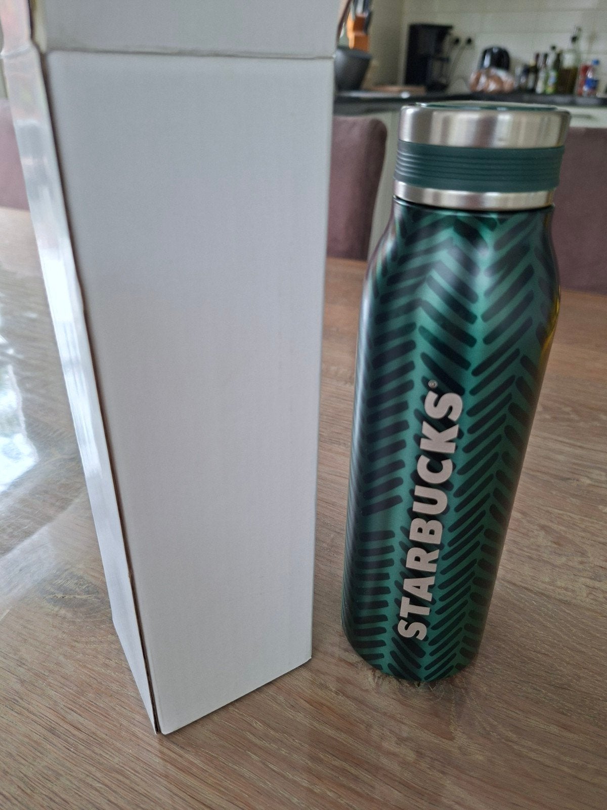 Starbucks Thermosfles Groen - Nieuw in Doos, Nieuw, Ophalen of Verzenden, Metaal, Overige merken