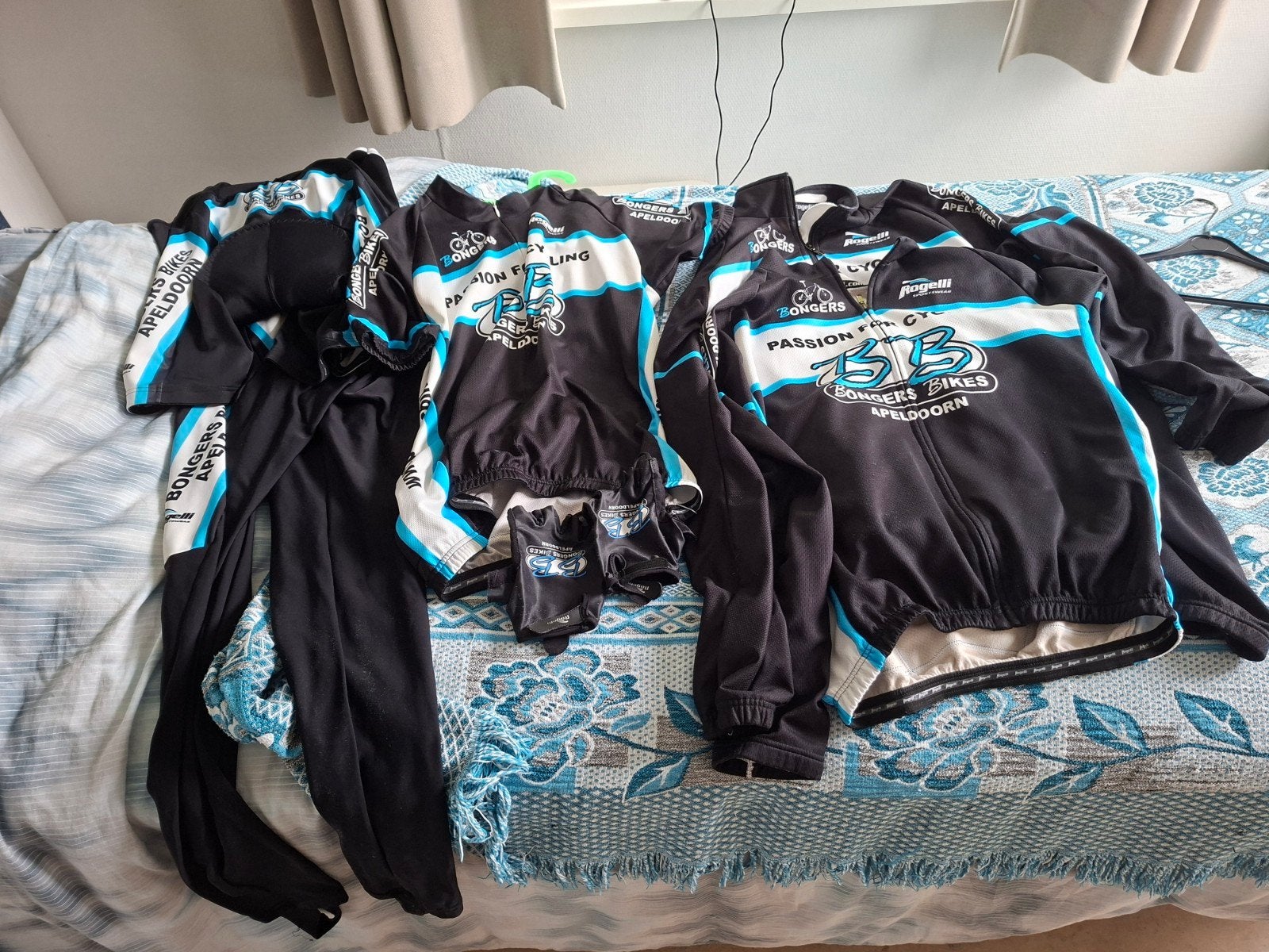 Fietshelm kleding heren, Fietsen en Brommers, Fietsaccessoires | Fietshelmen, Gebruikt, Heer, Ophalen of Verzenden, XXS