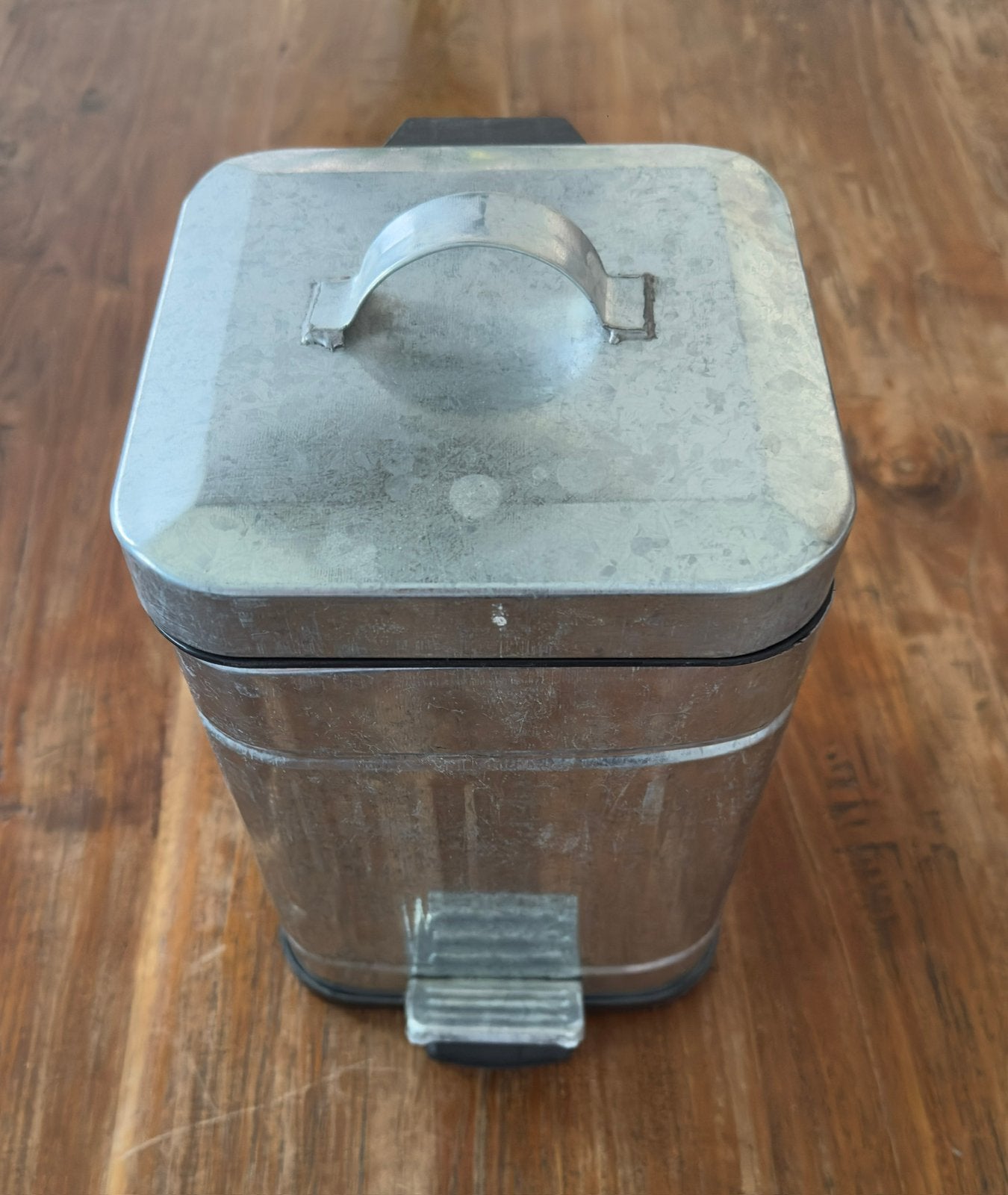 Blikken prullenbakje, Met pedaal, Ophalen of Verzenden, Zo goed als nieuw, Minder dan 10 liter