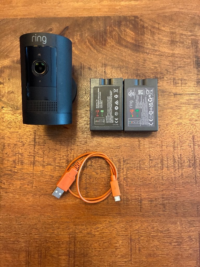 Ring Stick Up Cam Battery beveiligingscamera zwart, Ophalen of Verzenden, Zo goed als nieuw, Buitencamera