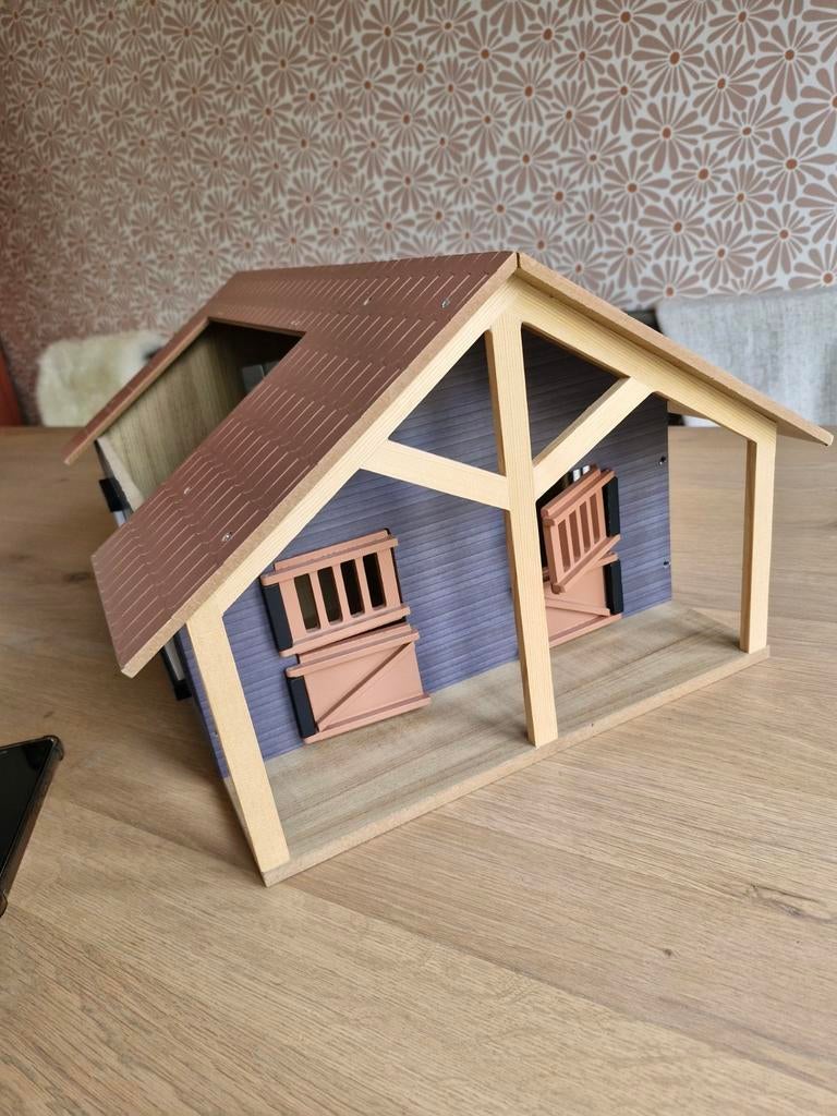 Kids globe stal voor dieren (paardenstal) 1:24, Ophalen of Verzenden, Zo goed als nieuw, Poppenhuis